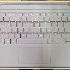 Bàn phím Microsoft Surface Pro Signature Type Cover 