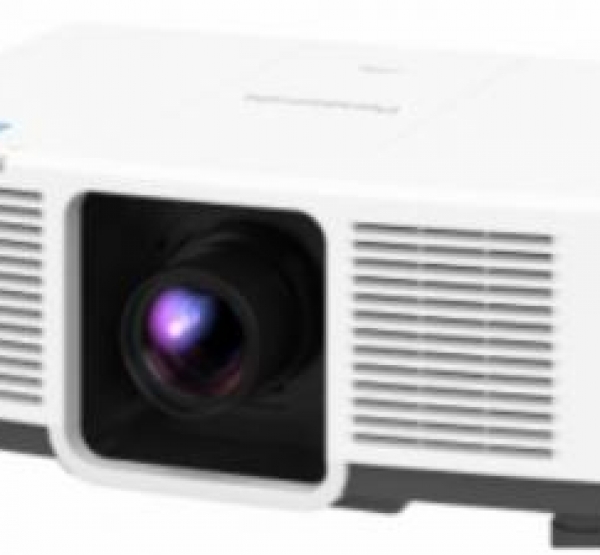 MÁY CHIẾU PANASONIC PT-MZ780