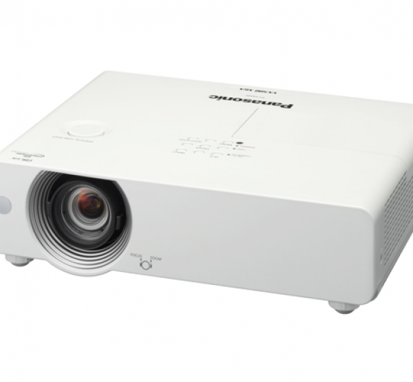 Máy chiếu Panasonic PT-LB382A